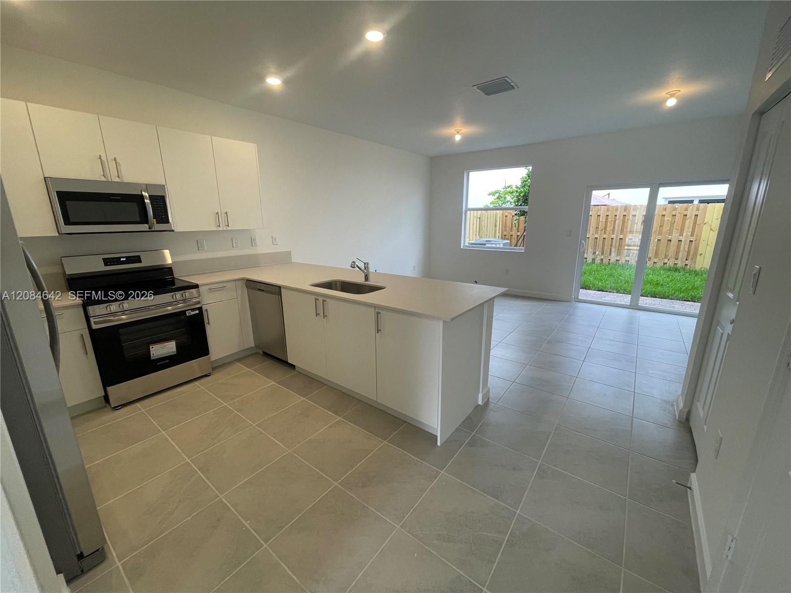 2568 SE 25th Rd # 2568, Homestead FL 33035 photo 5