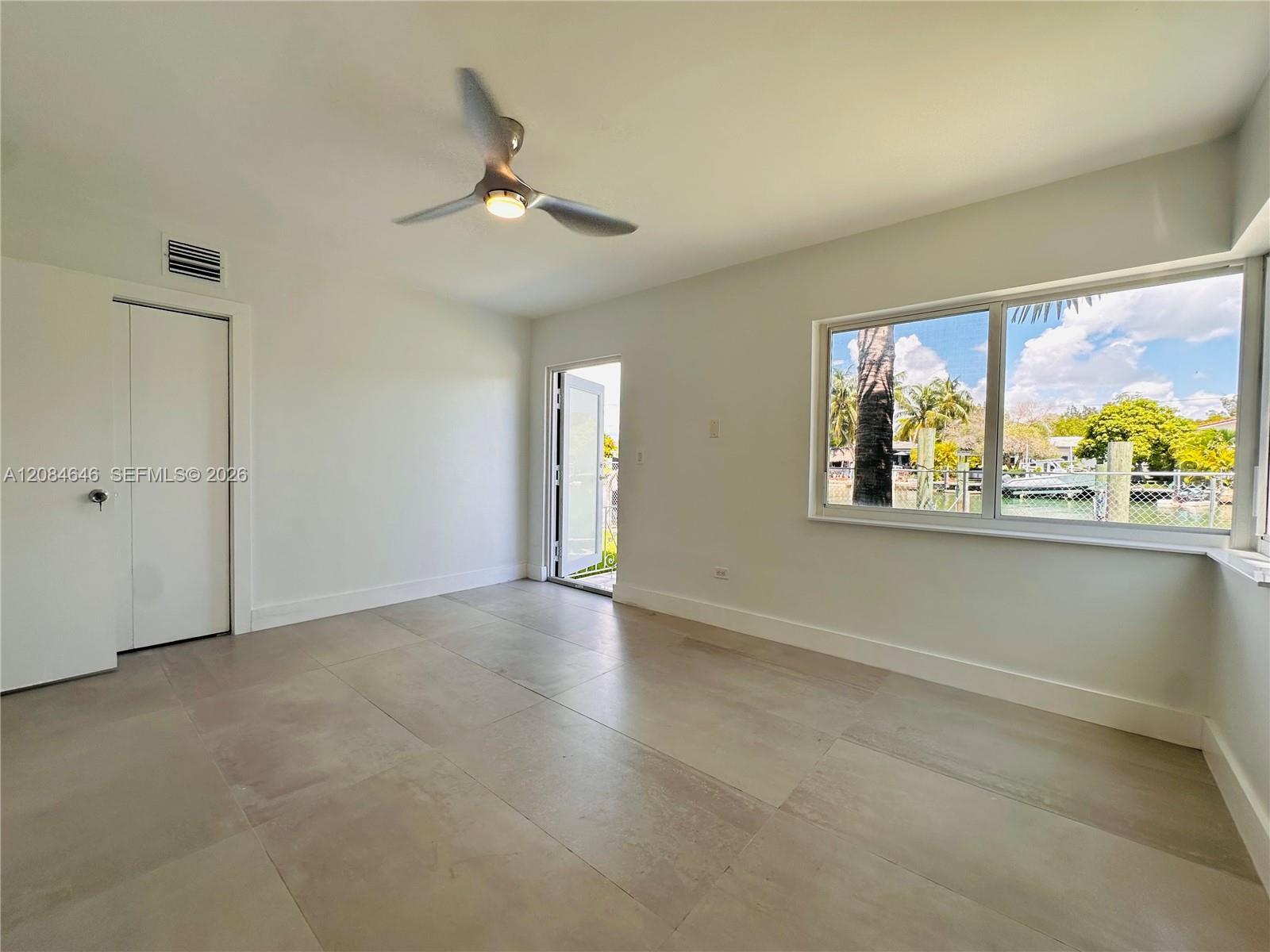 2045 Calais Dr # 6, Miami Beach FL 33141 photo 4
