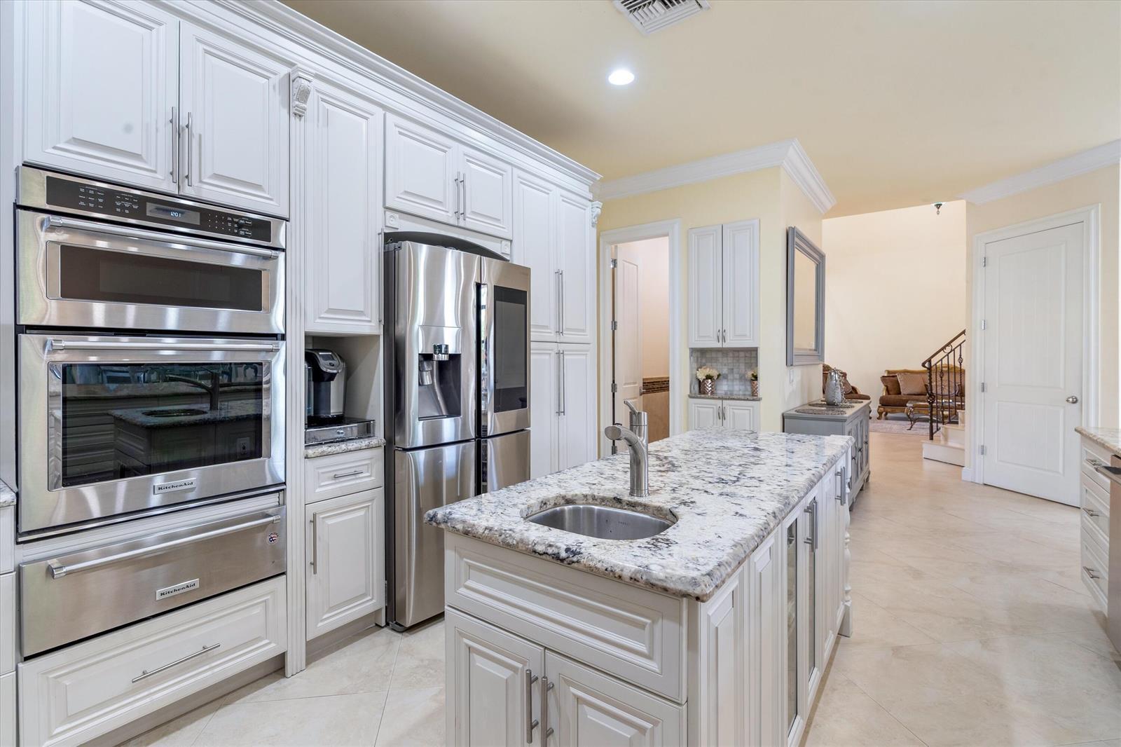 301 SANDALWOOD Lane, Boca Raton FL 33487 photo 5