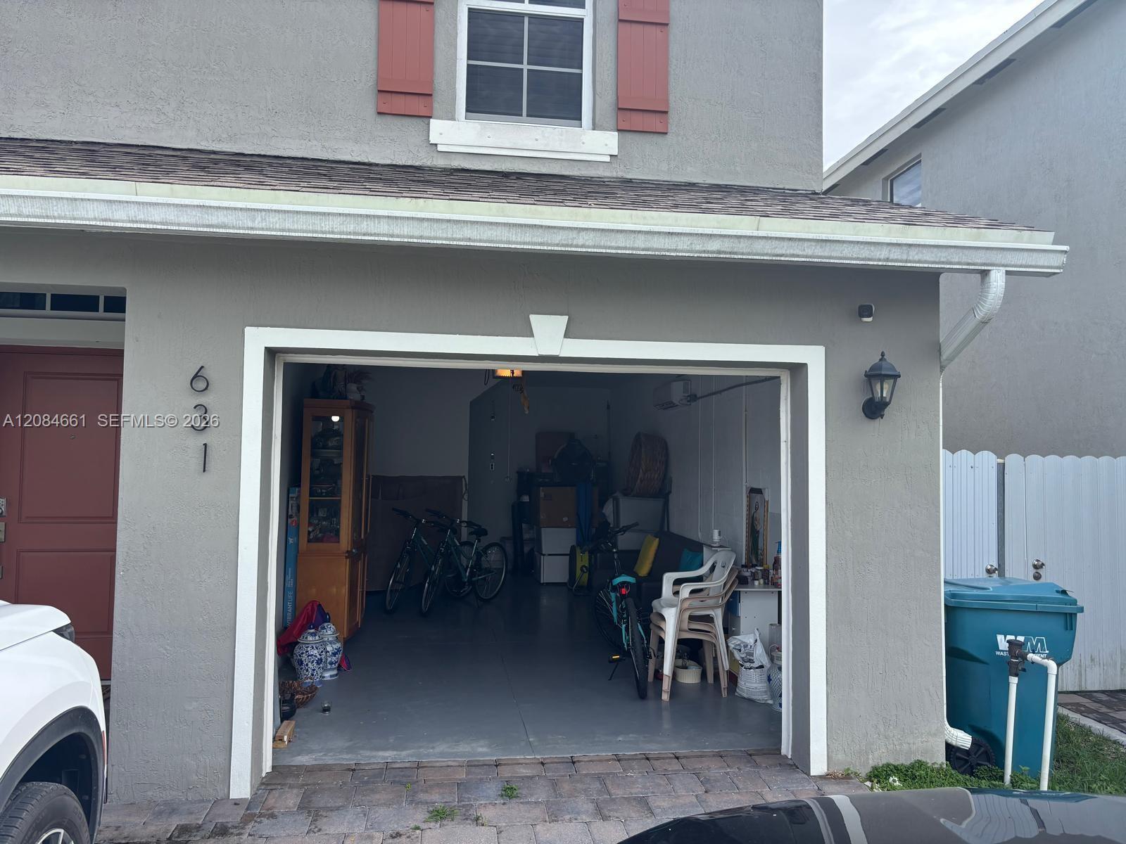 631 NE 4th Ter, Florida City FL 33034 photo 4