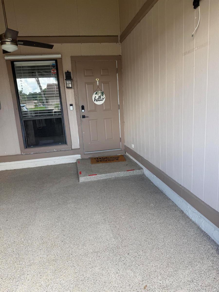 24 Winchmore Lane # 24, Boynton Beach FL 33426 photo 3