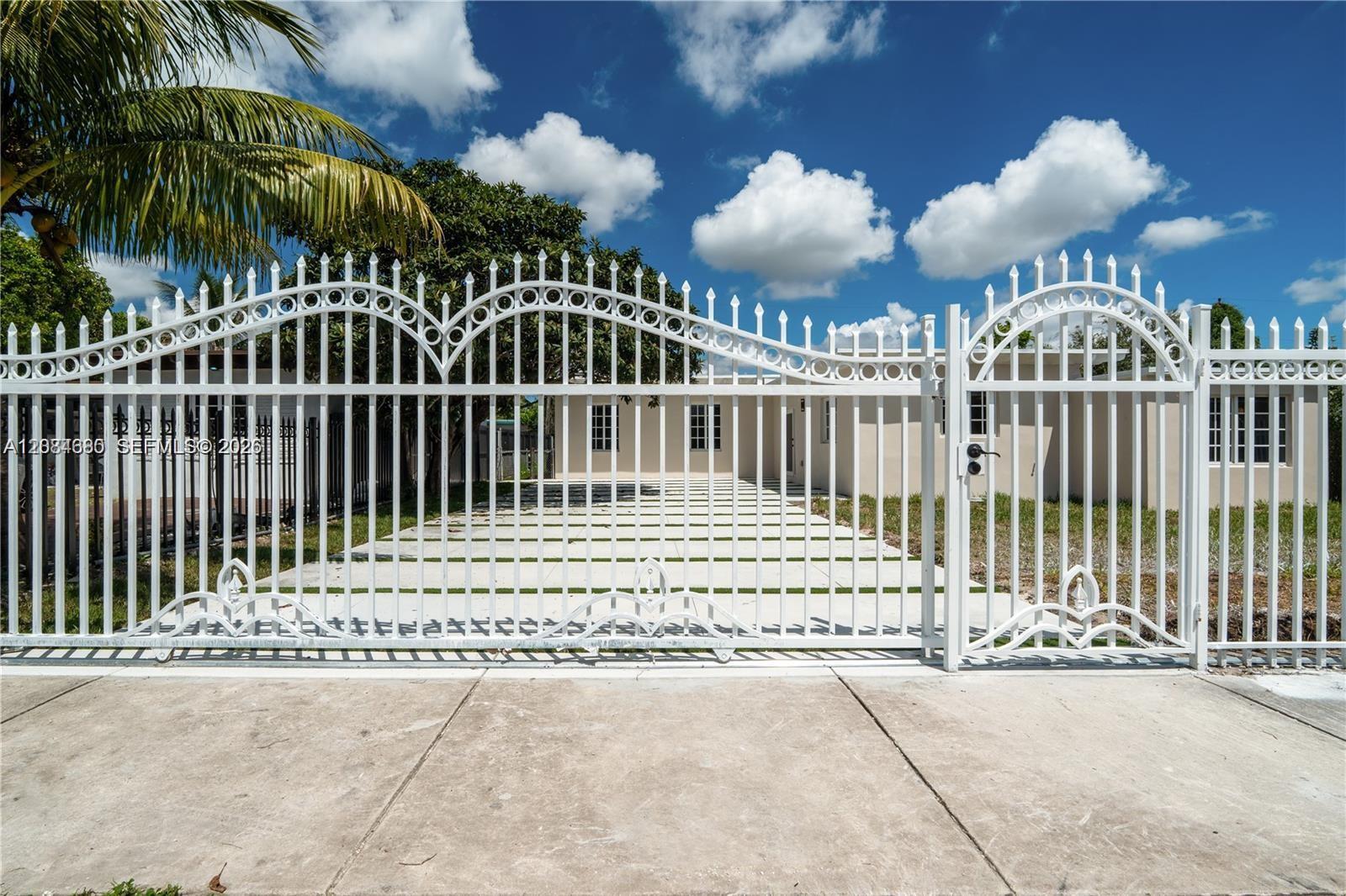 323 NW 104th Ter, Miami FL 33150 photo 4