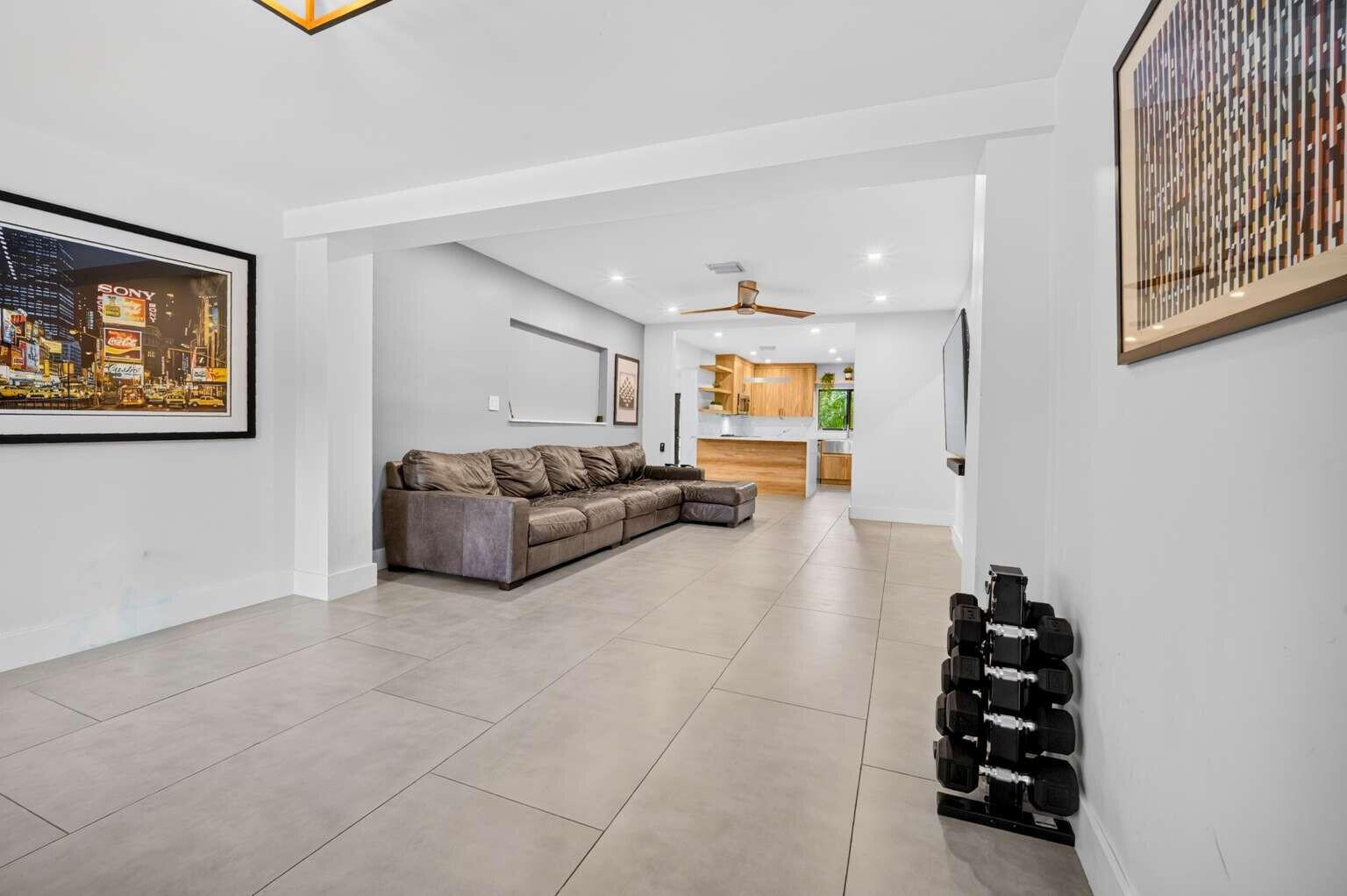 125 NE 146TH Street, Miami FL 33161 photo 5