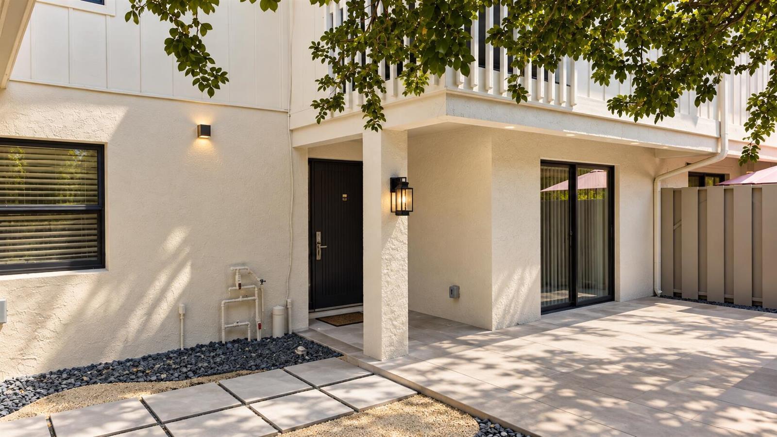 264 DEER CREEK WILDWOOD Lane E, Deerfield Beach FL 33442 photo 2