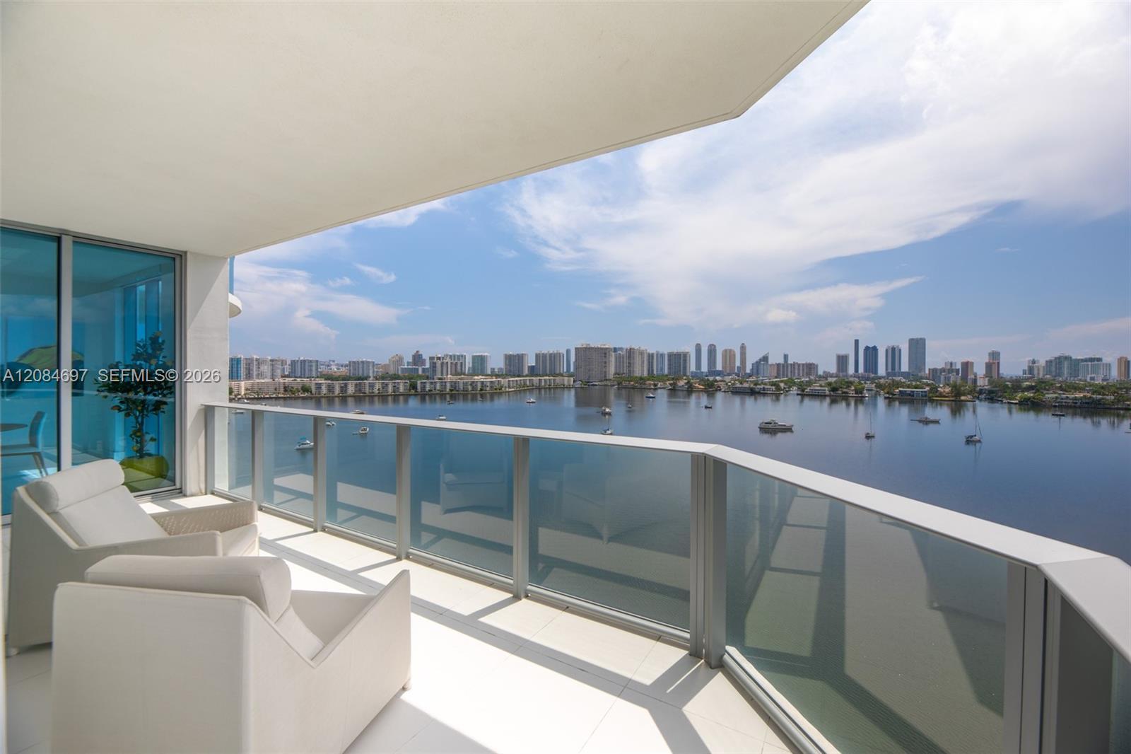 17111 SE Biscayne Blvd # 1110, North Miami Beach FL 33160 photo 4