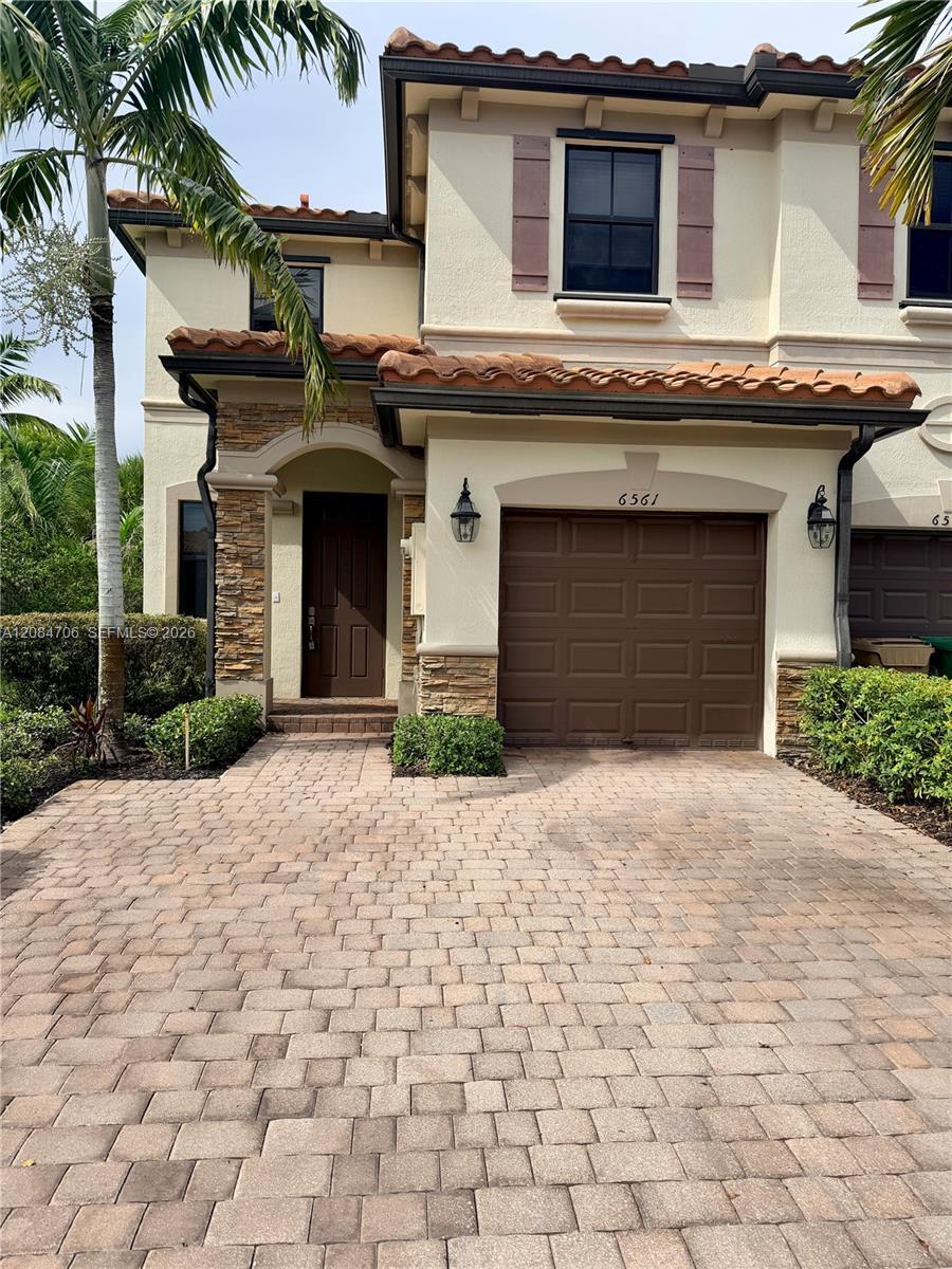 Davie, FL 33314 photo 2