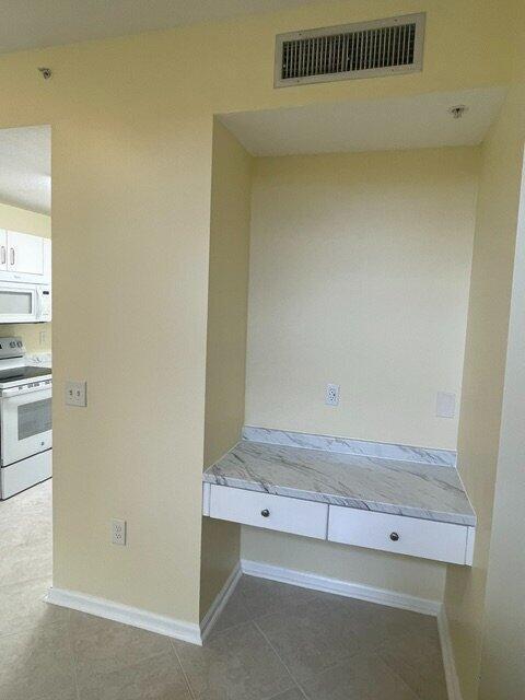 1136 TOWN CENTER Drive # 23, Jupiter FL 33458 photo 5