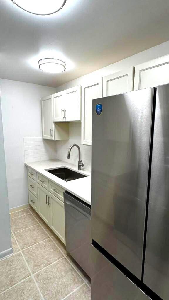 1020 CRYSTAL LAKE Drive # 103, Deerfield Beach FL 33064 photo 3