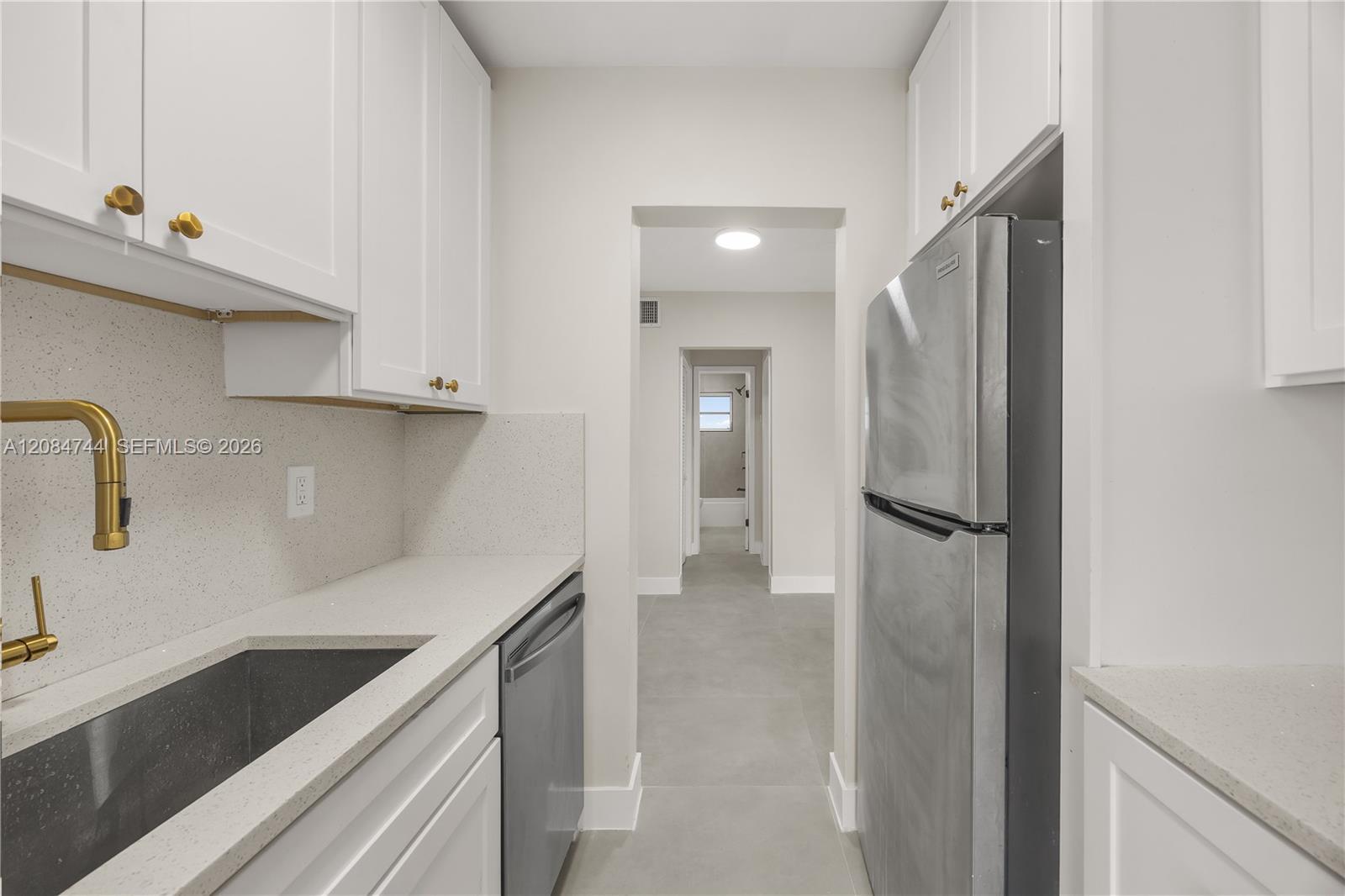 2418 Polk St # 204, Hollywood FL 33020