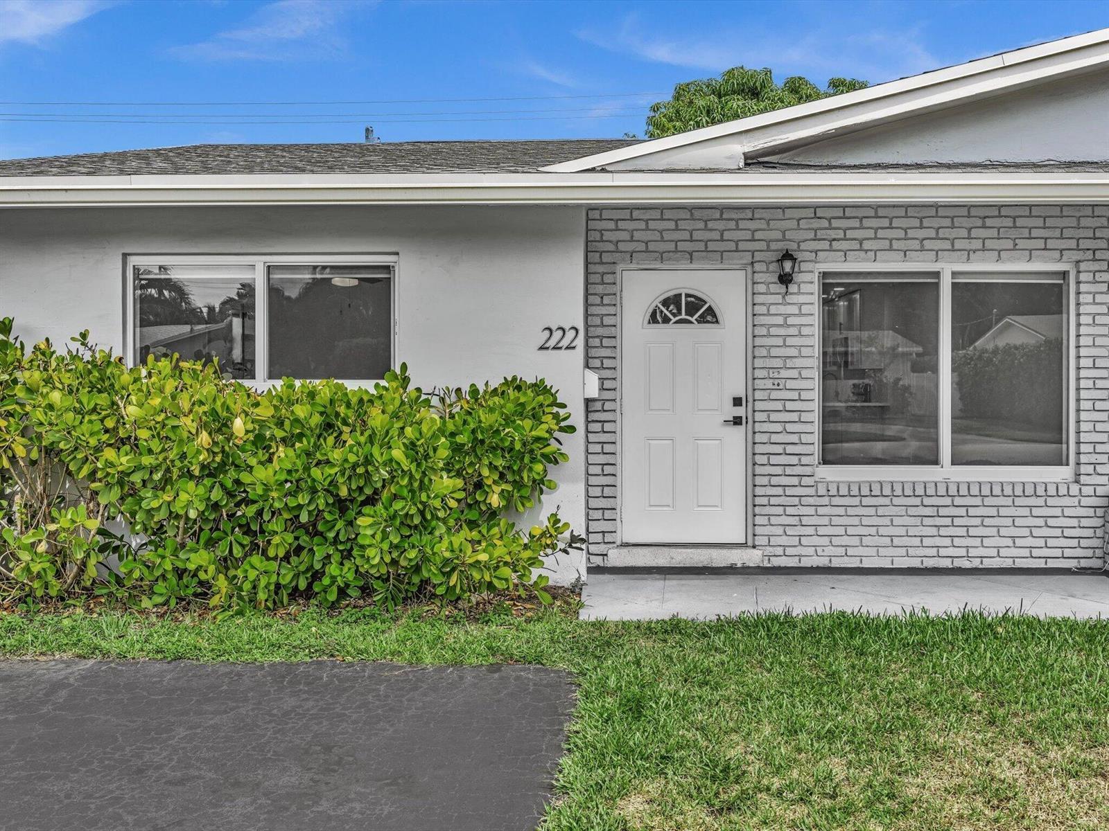 222 NE 9th Avenue, Deerfield Beach FL 33441 photo 3