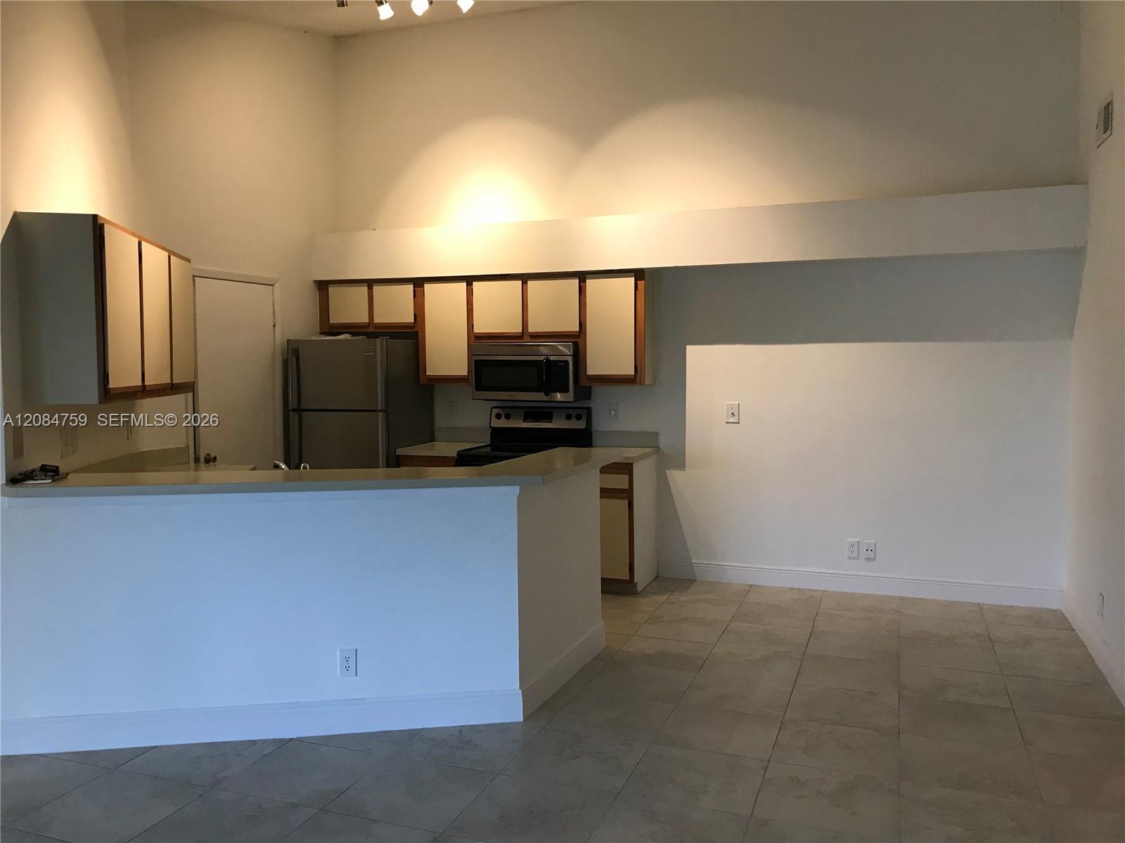 9999 Summerbreeze Dr # 608, Sunrise FL 33322