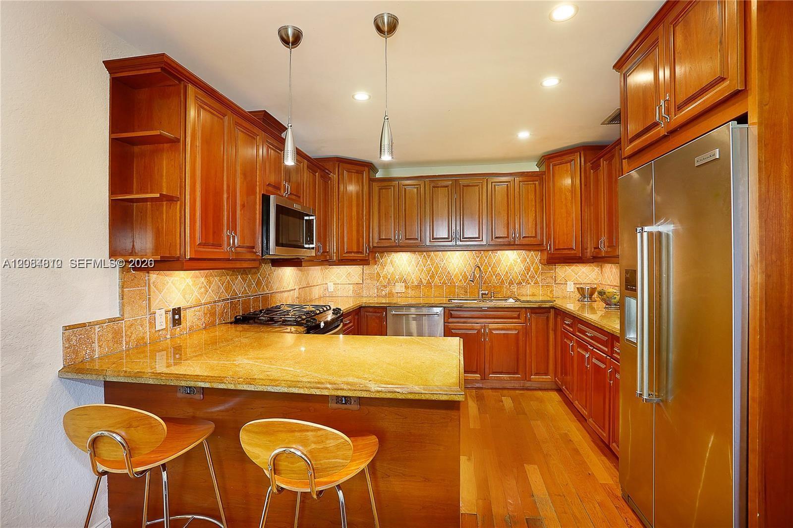 537 Zamora Ave, Coral Gables FL 33134 photo 3