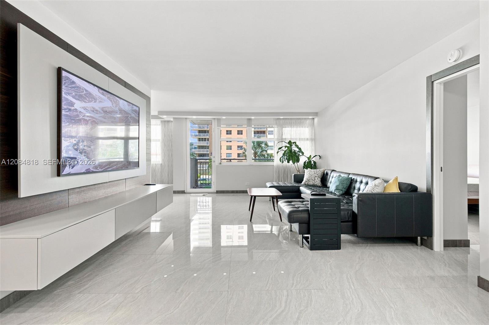 250 174th St # 211, Sunny Isles Beach FL 33160 photo 2