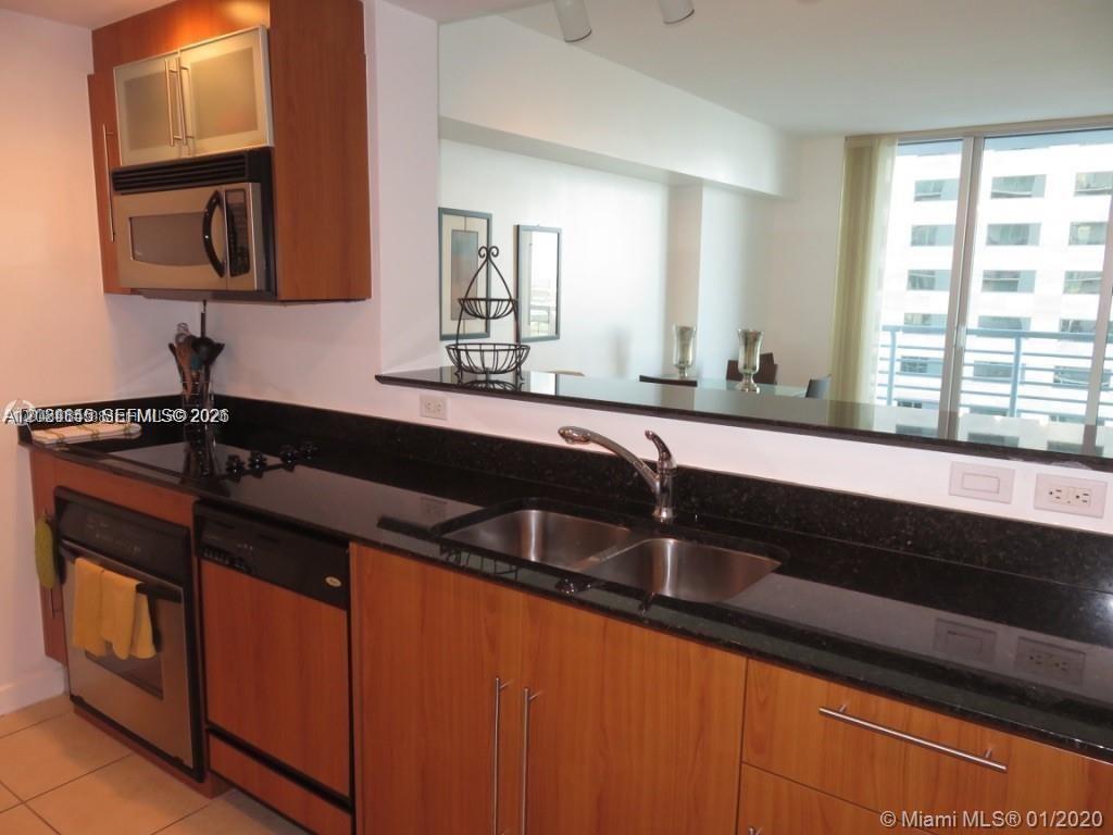 335 S Biscayne Blvd # 2506, Miami FL 33131 photo 2