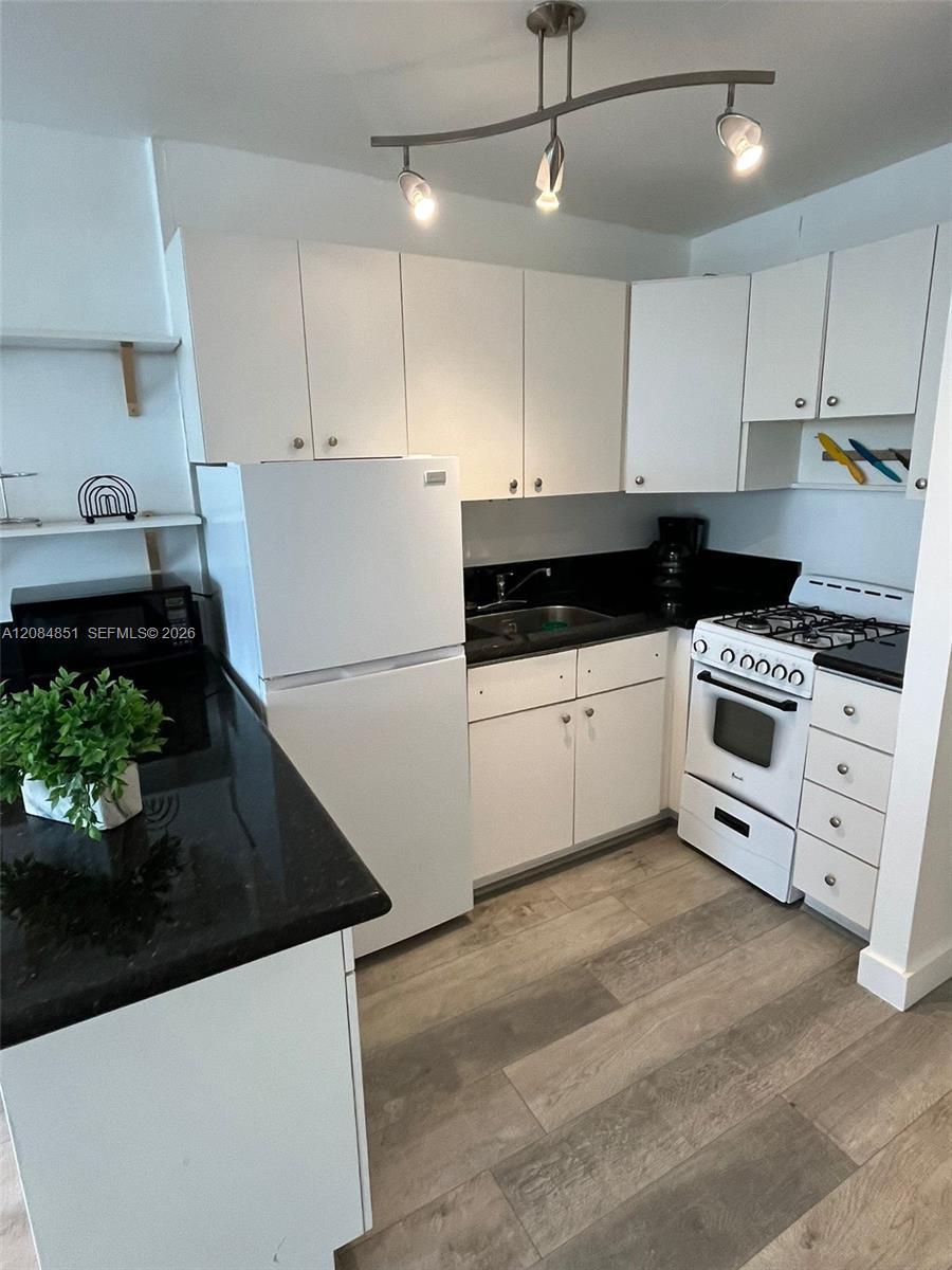 710 Washington Ave # 322, Miami Beach FL 33139 photo 3