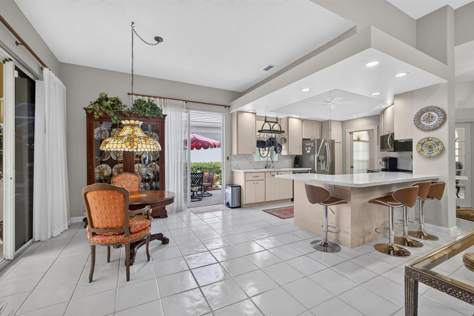 8390 E GARDEN OAKS Circle, Palm Beach Gardens FL 33410 photo 4