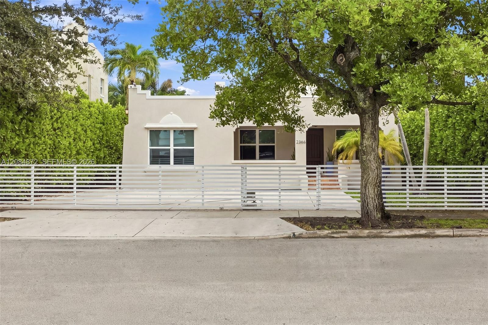 2366 SW 10th st, Miami FL 33135
