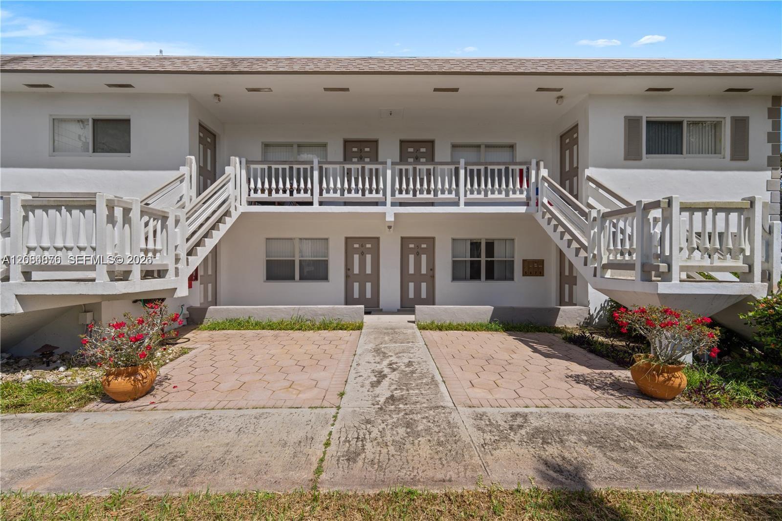 5207 SW 91st Ave # 7, Cooper City FL 33328 photo 2
