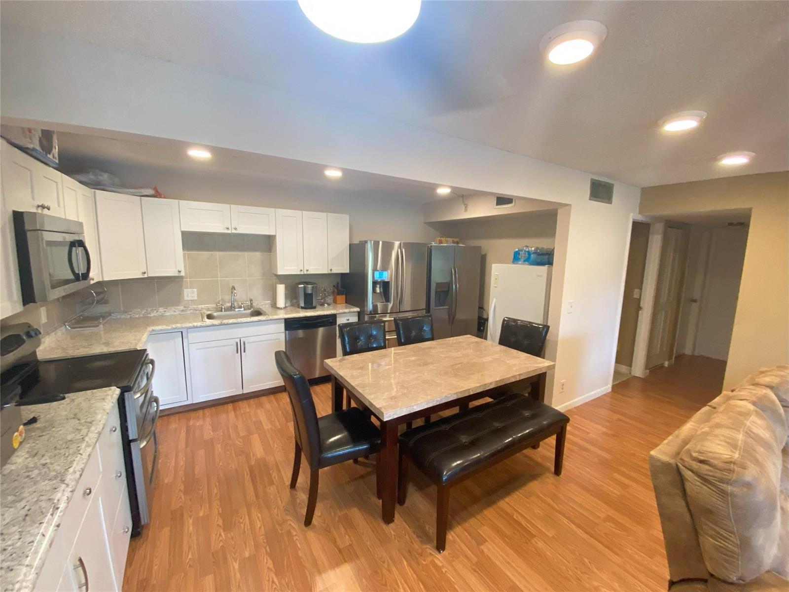 821 SKY PINE Way # B2, FL 33415 photo 2