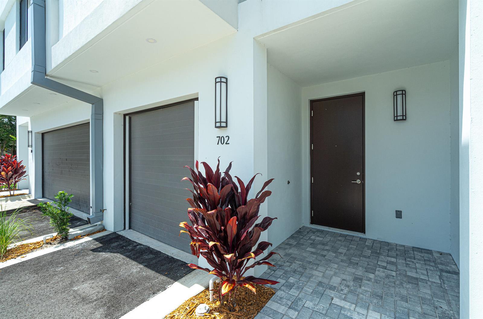 702 CYPRESS GROVE Drive # 702, Pompano Beach FL 33069 photo 4