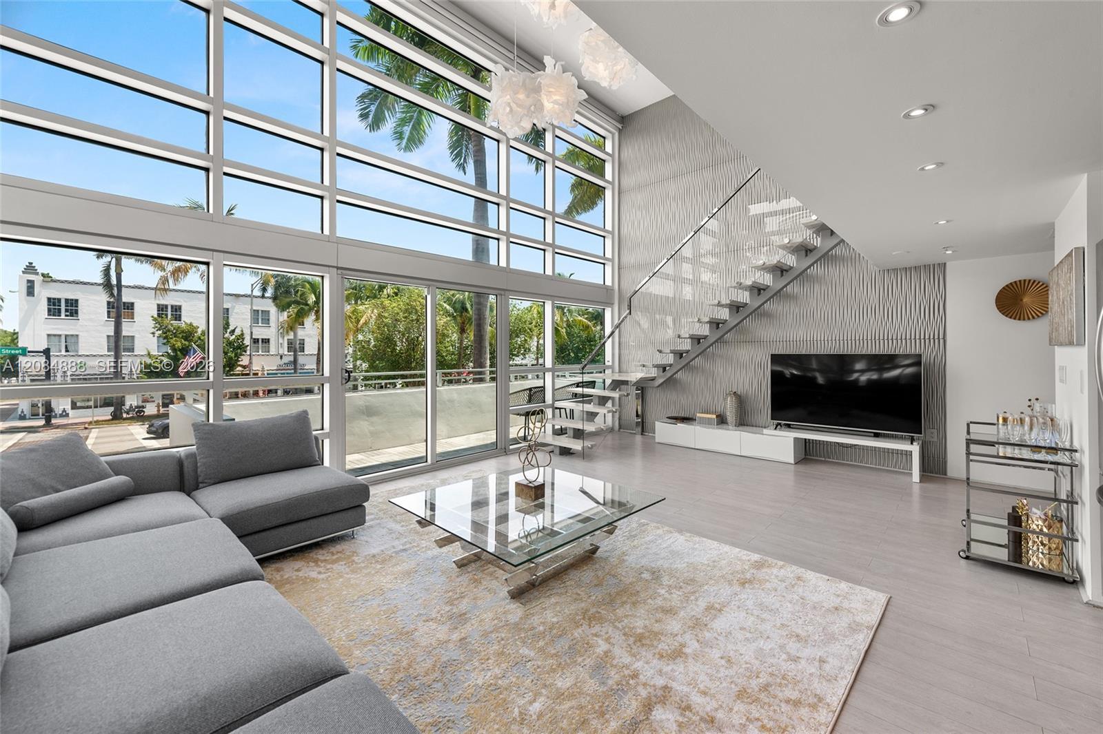 421 Meridian Ave # 11, Miami Beach FL 33139
