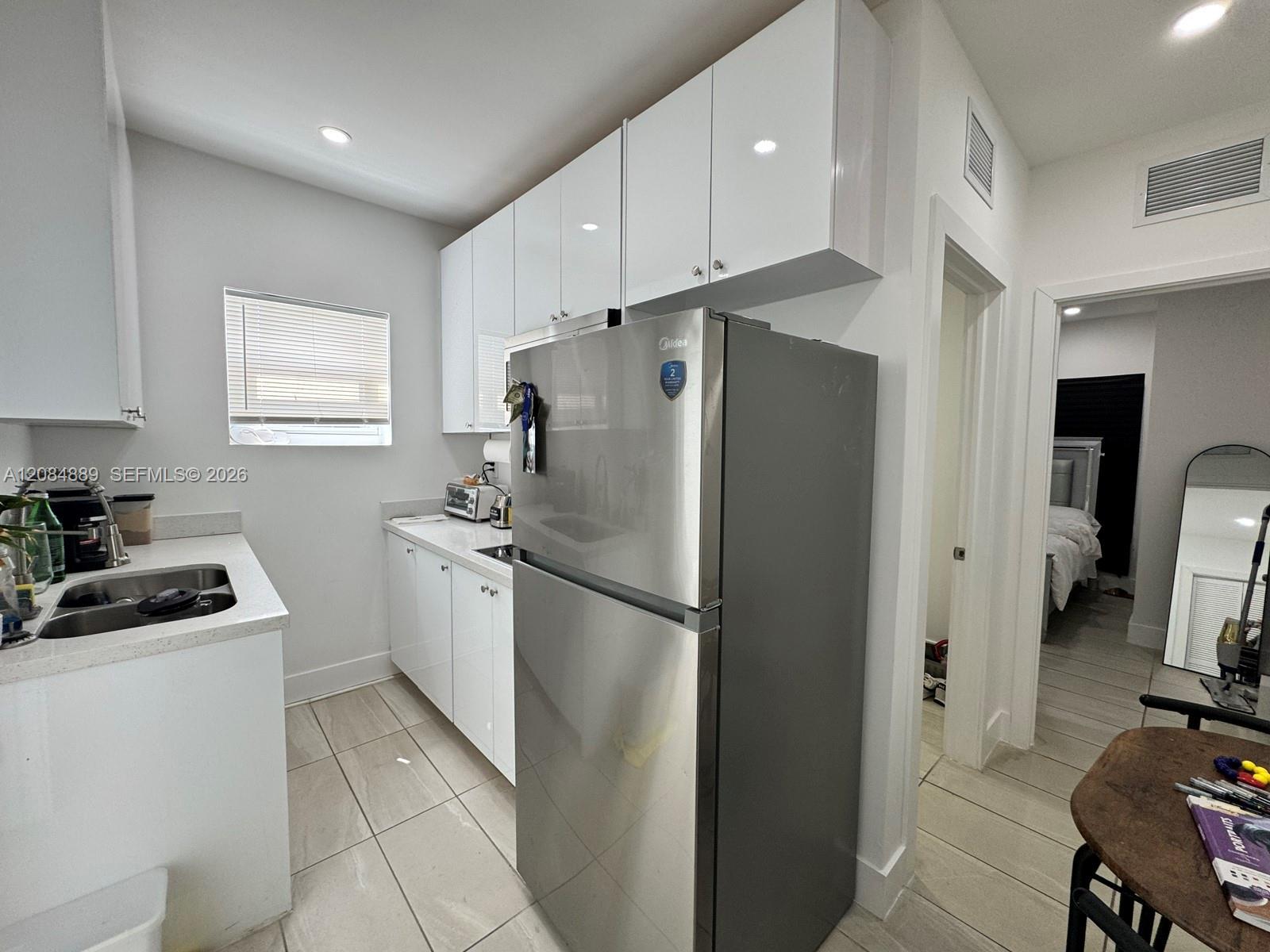 1631 NW 3 St # 8, Miami FL 33125 photo 2