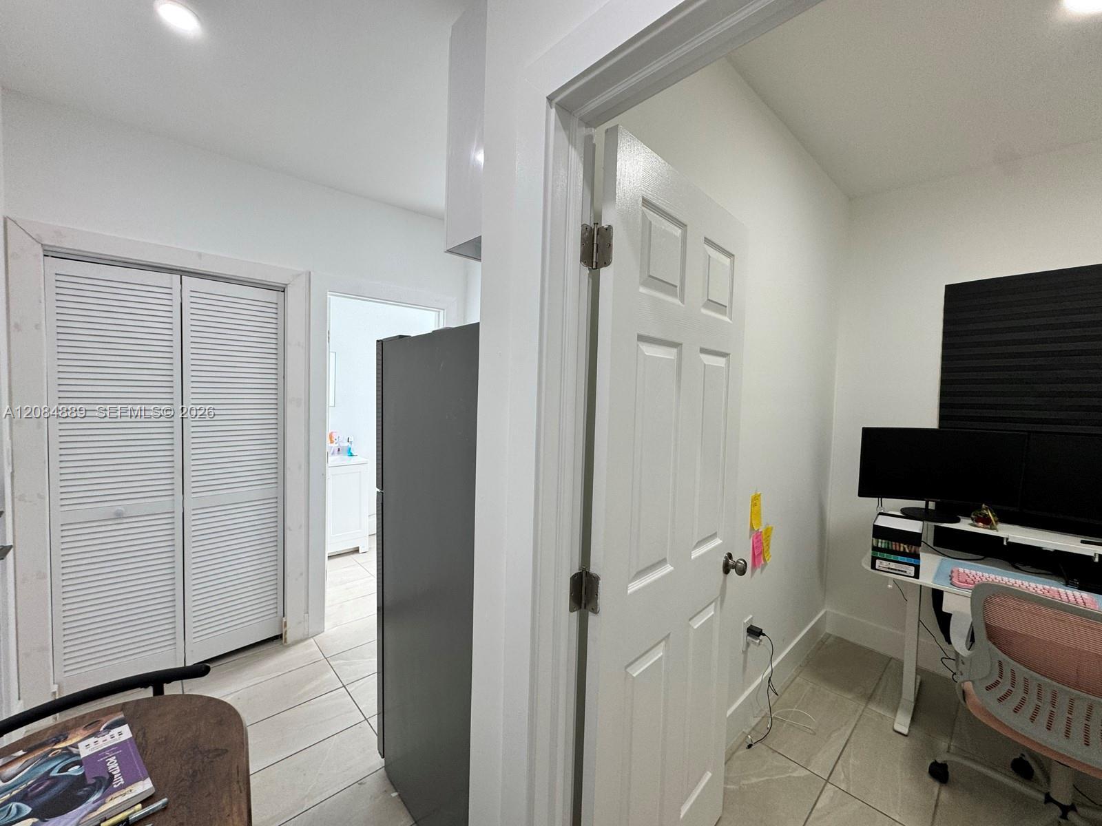 1631 NW 3 St # 8, Miami FL 33125 photo 4