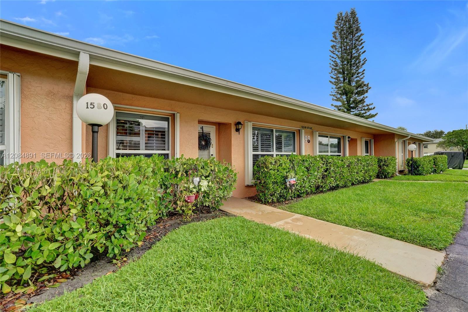 1580 NW 18th Ave # B, Delray Beach FL 33445 photo 2