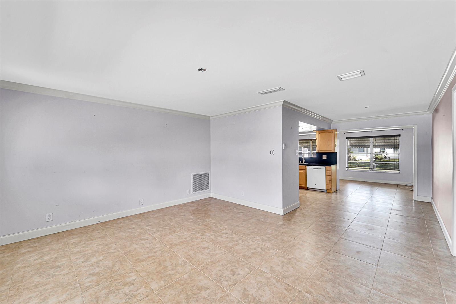 7255 NW 8TH Court, Margate FL 33063 photo 5