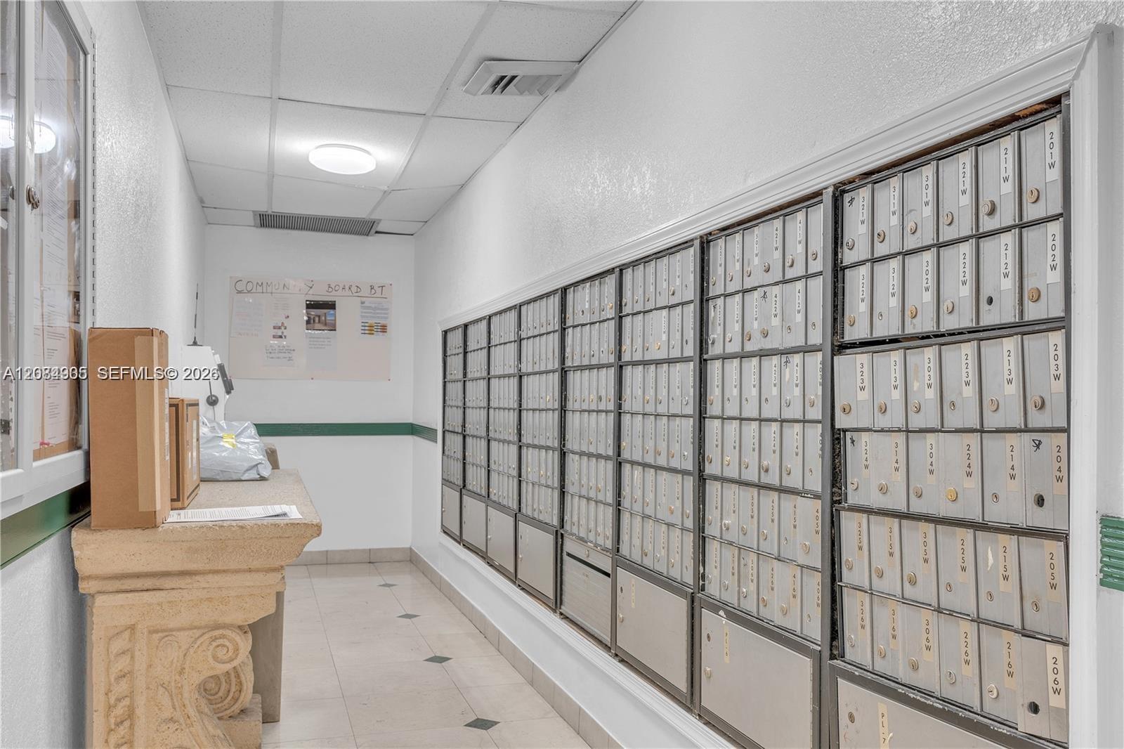 1301 NE Miami Gardens Dr # 515W, Miami FL 33179 photo 5