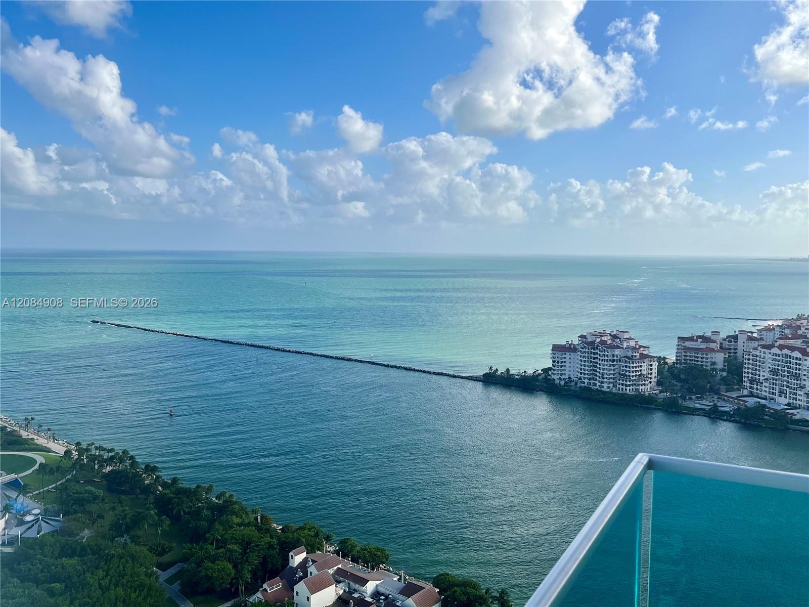 300 S Pointe Dr # 3601, Miami Beach FL 33139