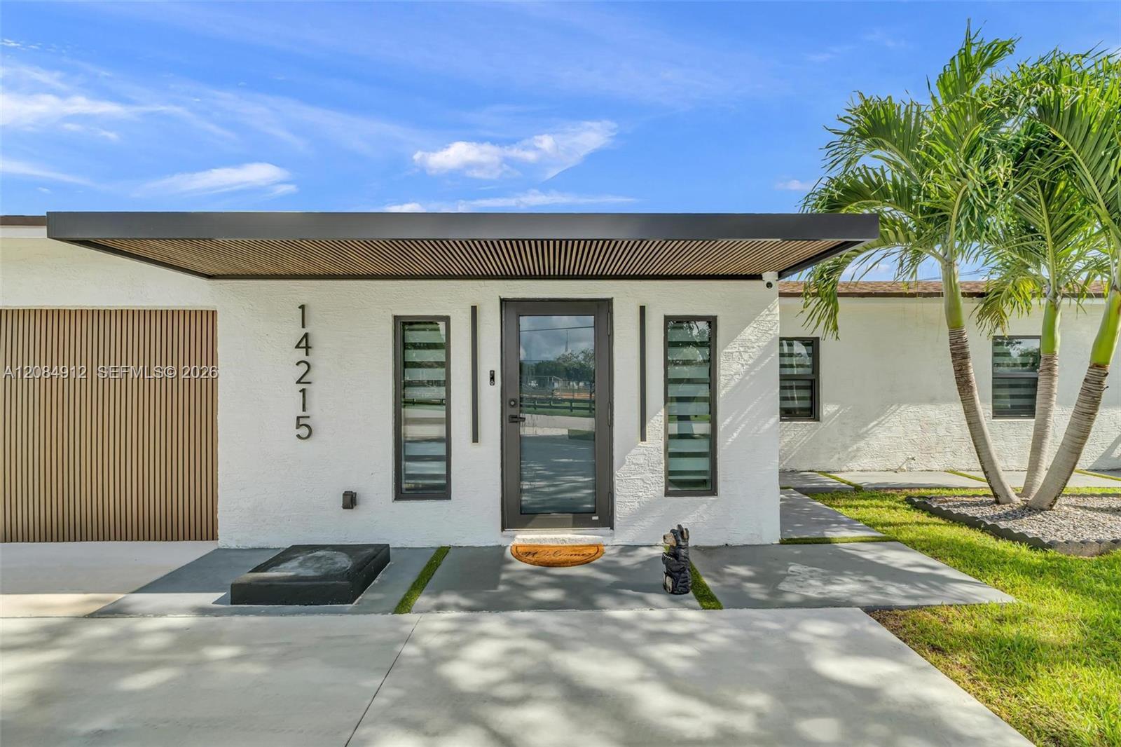 14215 Jackson St, Miami FL 33176