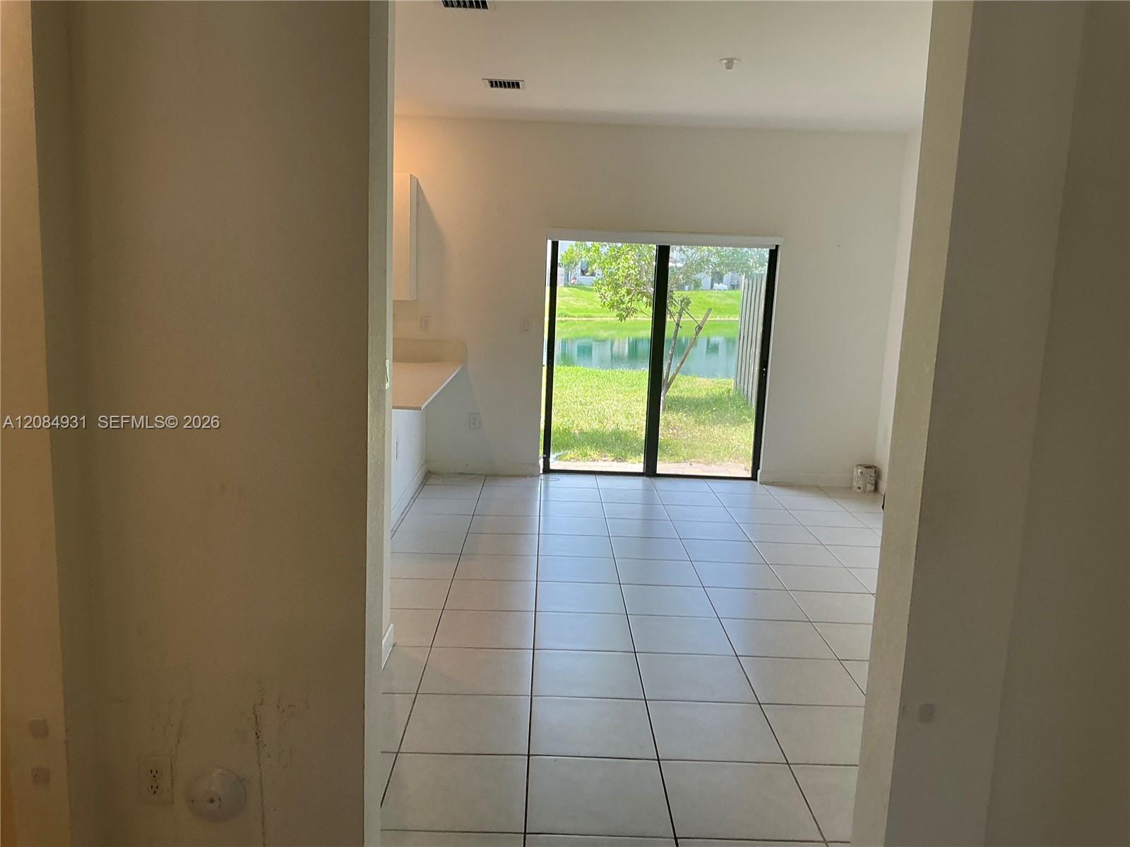 1070 SE 26th Ter # 1070, Homestead FL 33035 photo 4