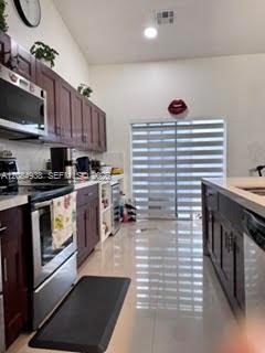 921 NE 213th Ter # 3, Miami FL 33179 photo 4