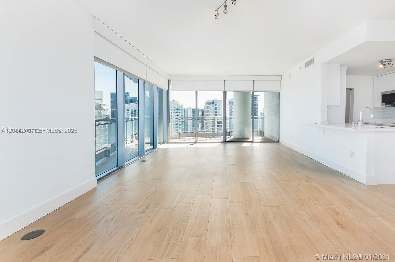 90 SW 3rd St # 4004, Miami FL 33130 photo 3