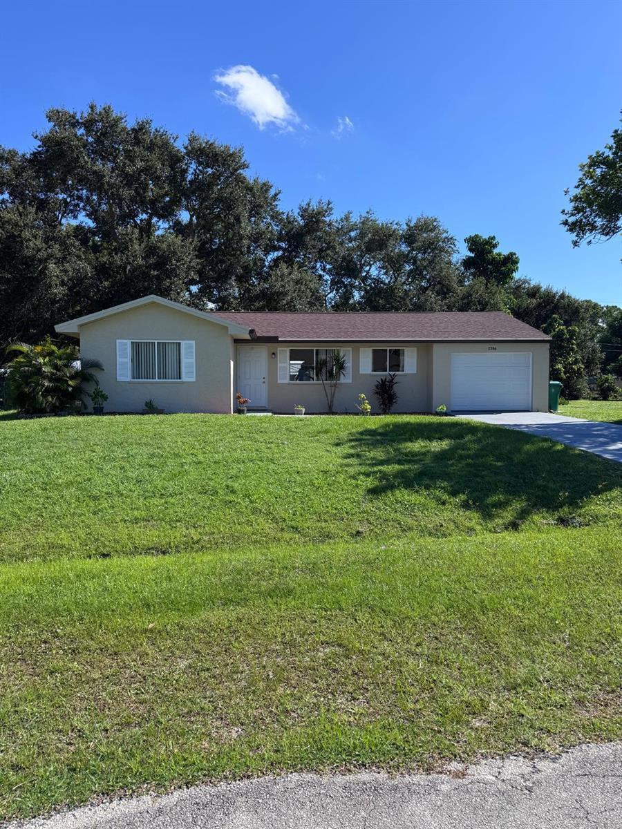 2386 SE LONGHORN Avenue, Port St. Lucie FL 34952 photo 2