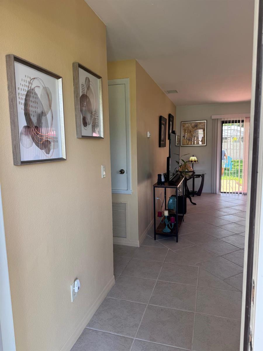 2386 SE LONGHORN Avenue, Port St. Lucie FL 34952 photo 4
