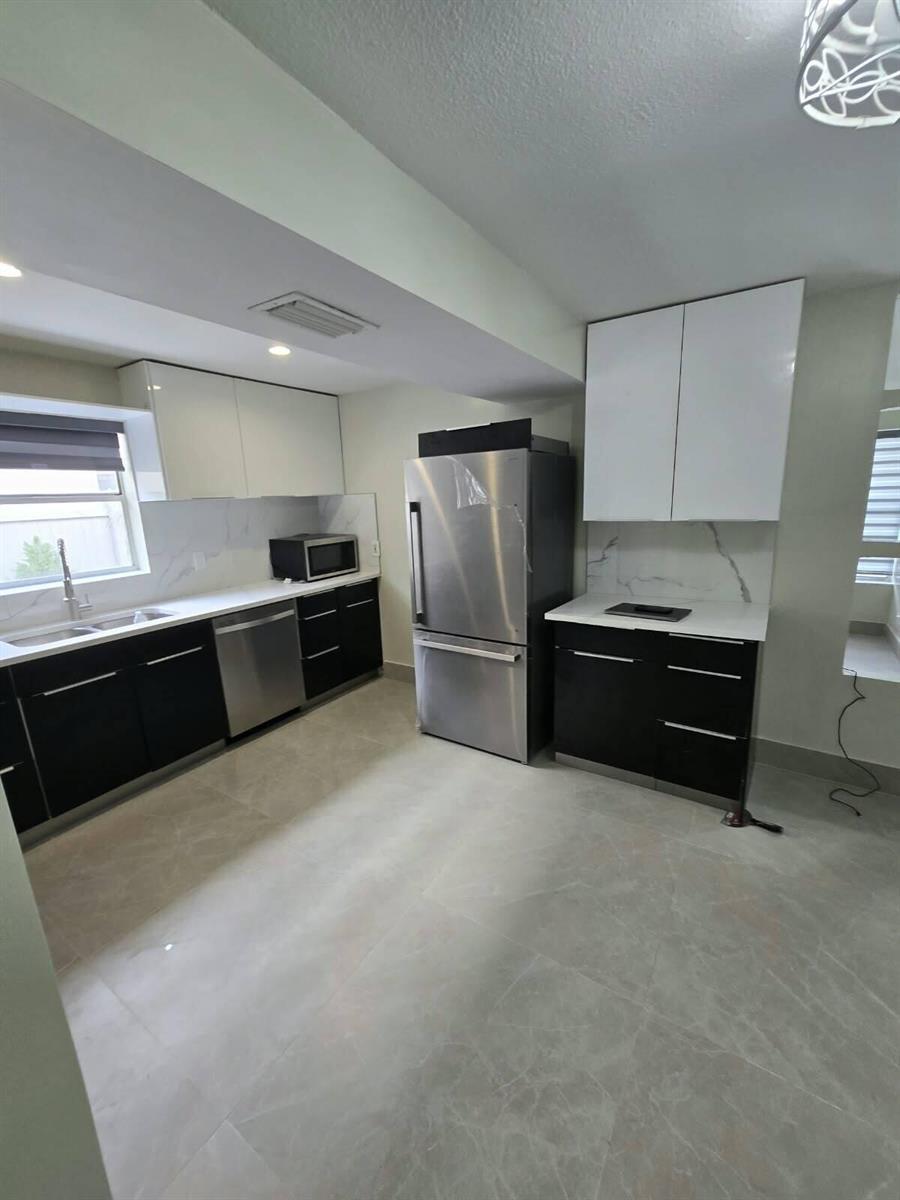 7924 SW 8TH Street, North Lauderdale FL 33068 photo 3