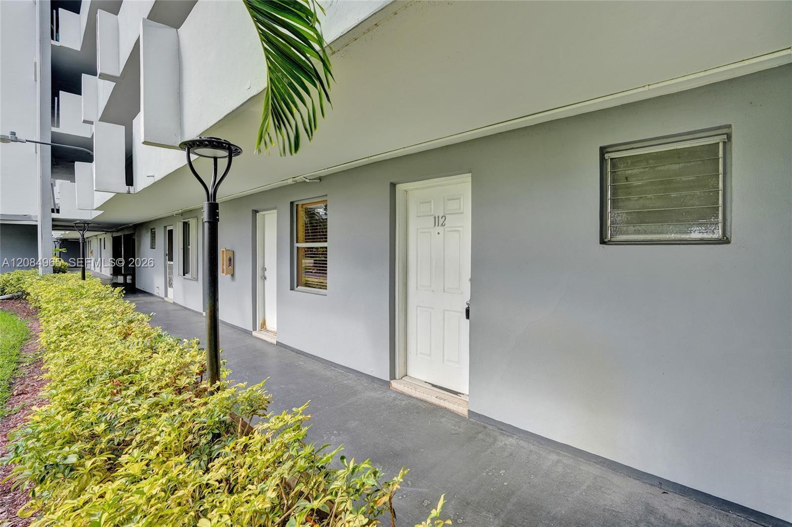 1601 NE 191 ST # B112, Miami FL 33179