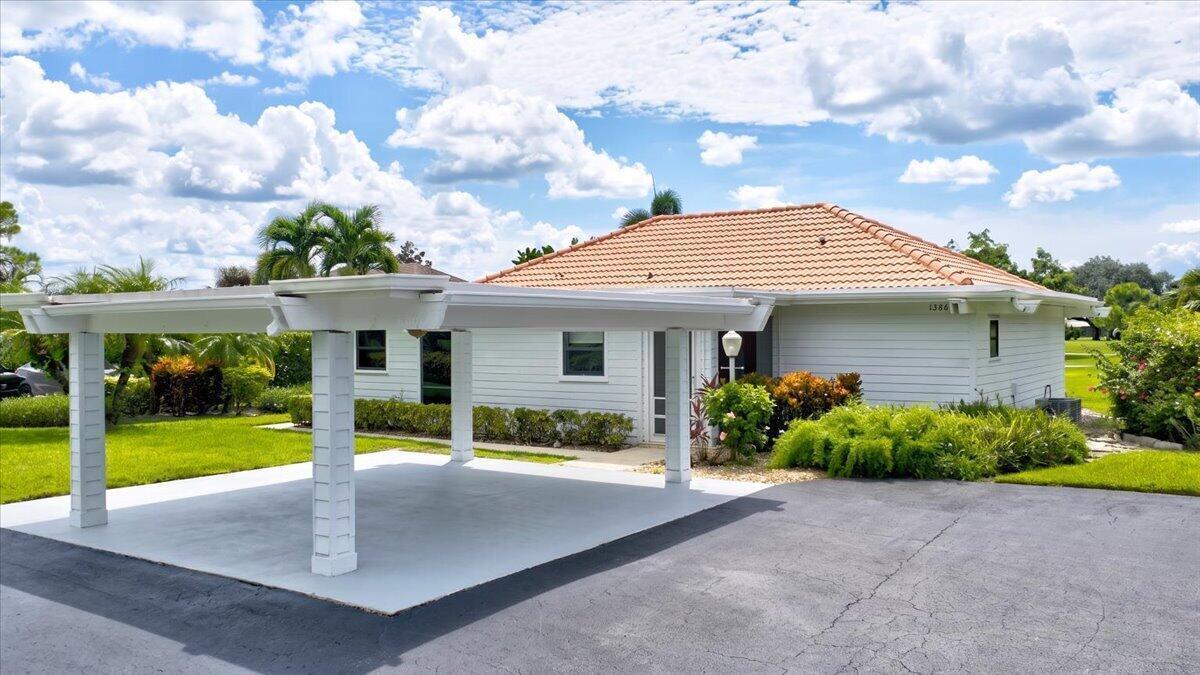 13867 EASTPOINTE Way, Palm Beach Gardens FL 33418