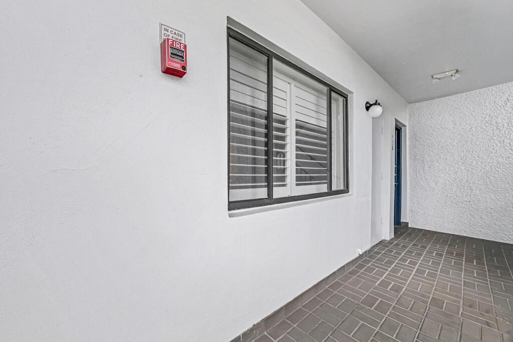 4465 Luxemburg Court # 108, Lake Worth FL 33467 photo 4