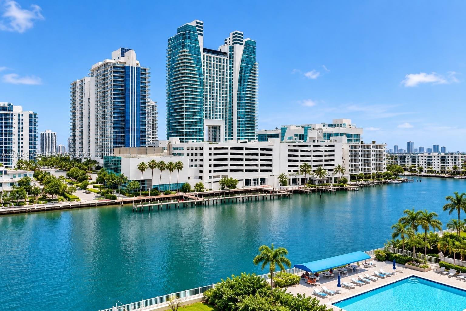 600 Parkview Dr # 1018, Hallandale Beach FL 33009