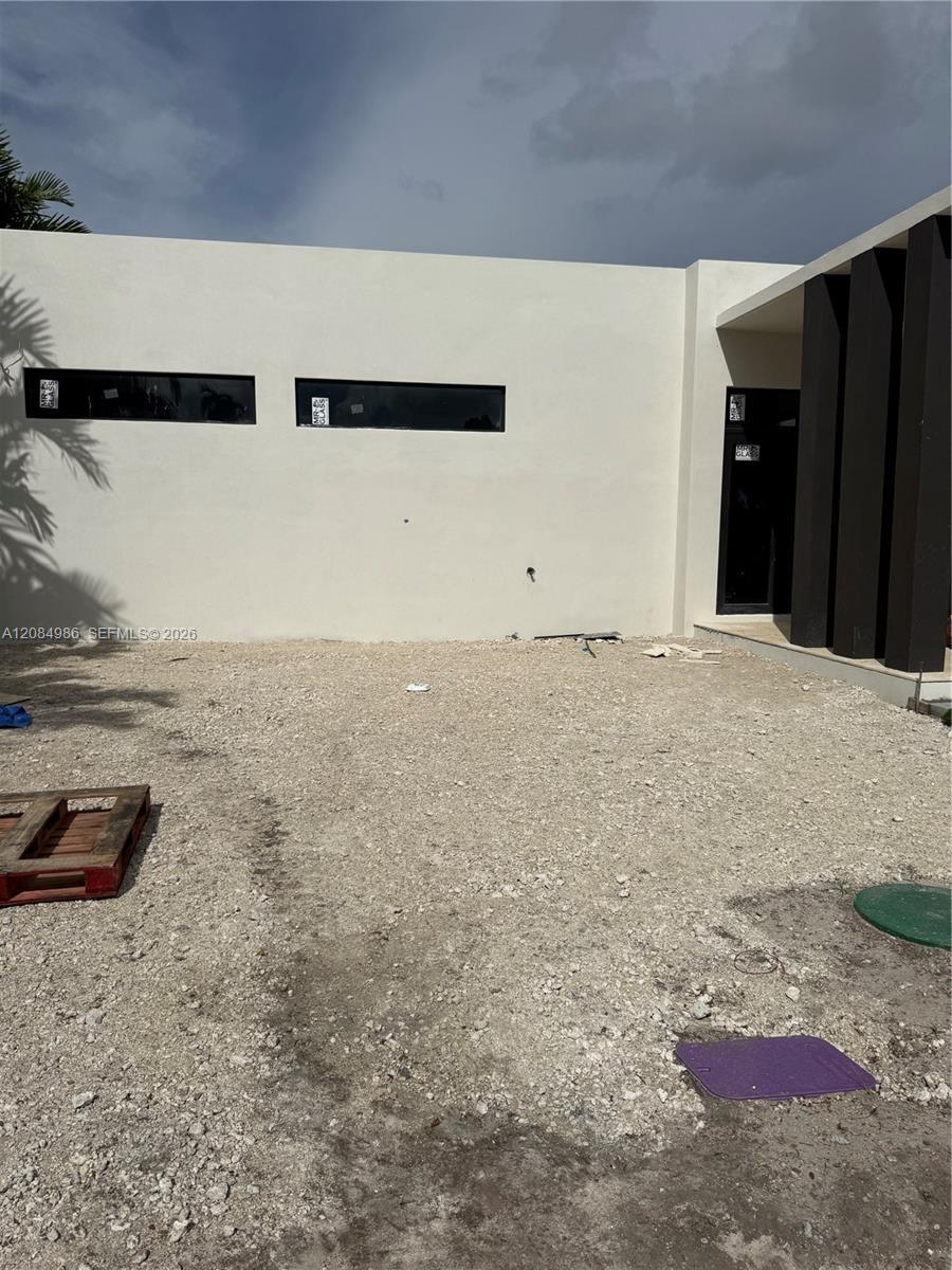 2920 SW 104th Ct, Miami FL 33165