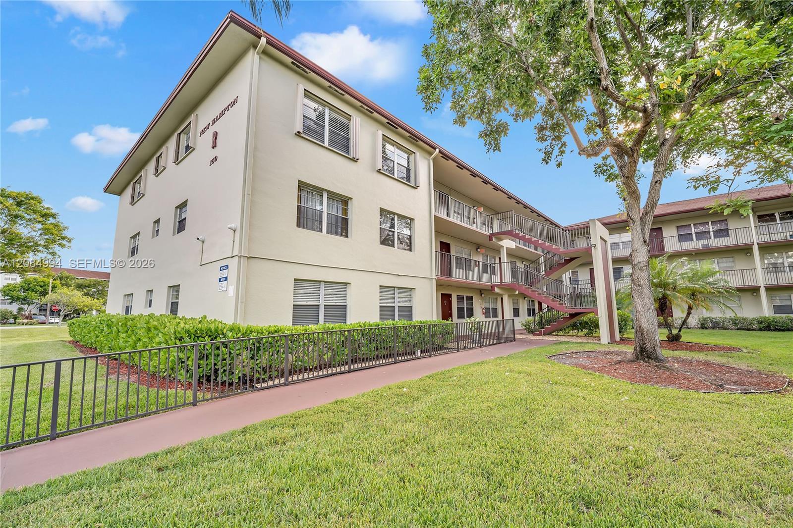 150 SW 134th Way # 304R, Pembroke Pines FL 33027
