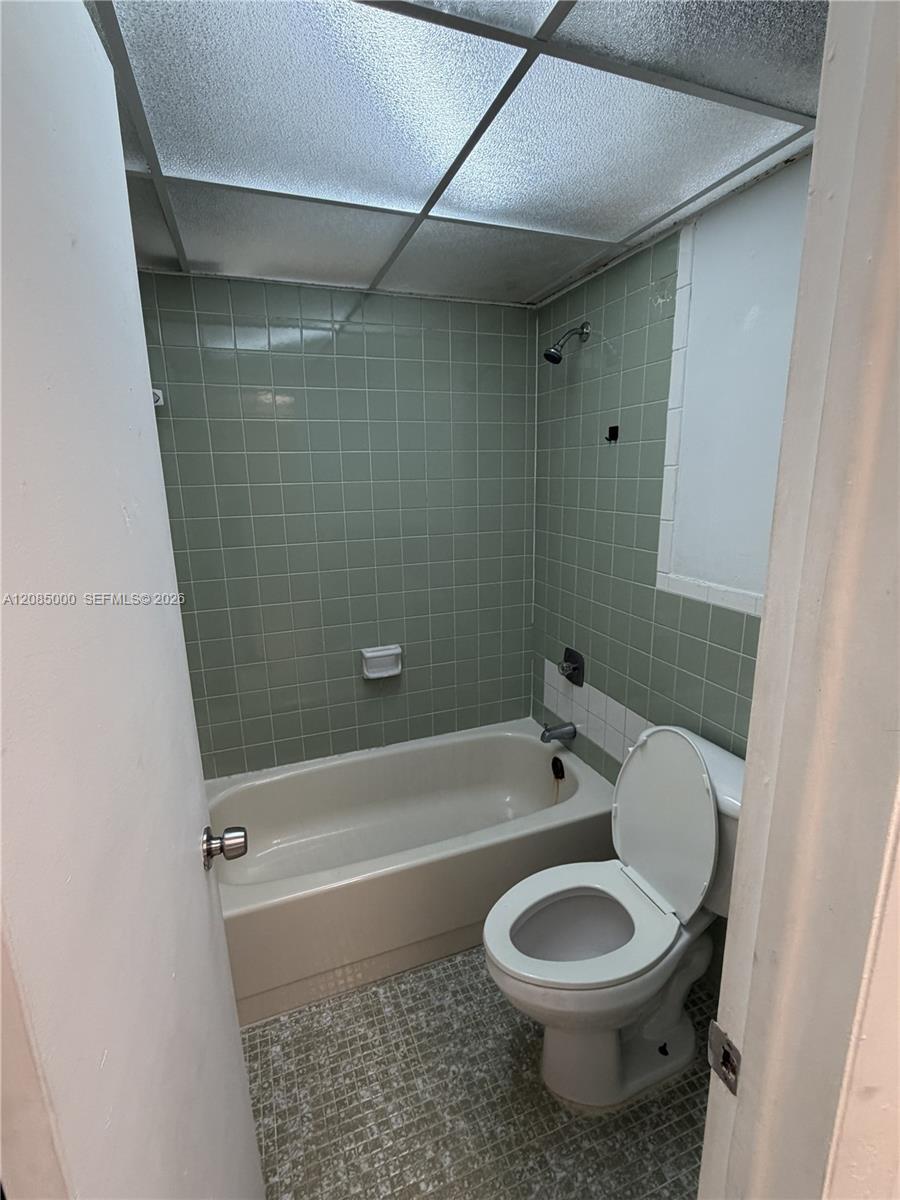7010 NW 186th St # 121A, Hialeah FL 33015 photo 2