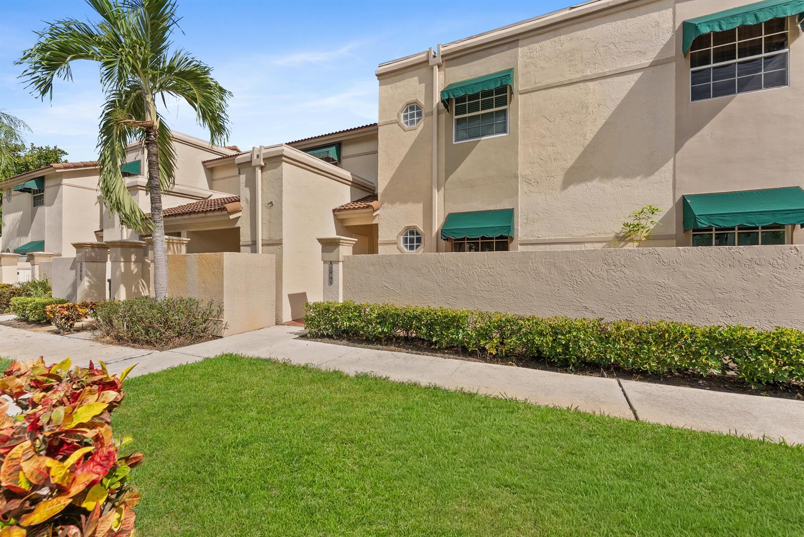 6705 Via Regina, Boca Raton FL 33433 photo 3