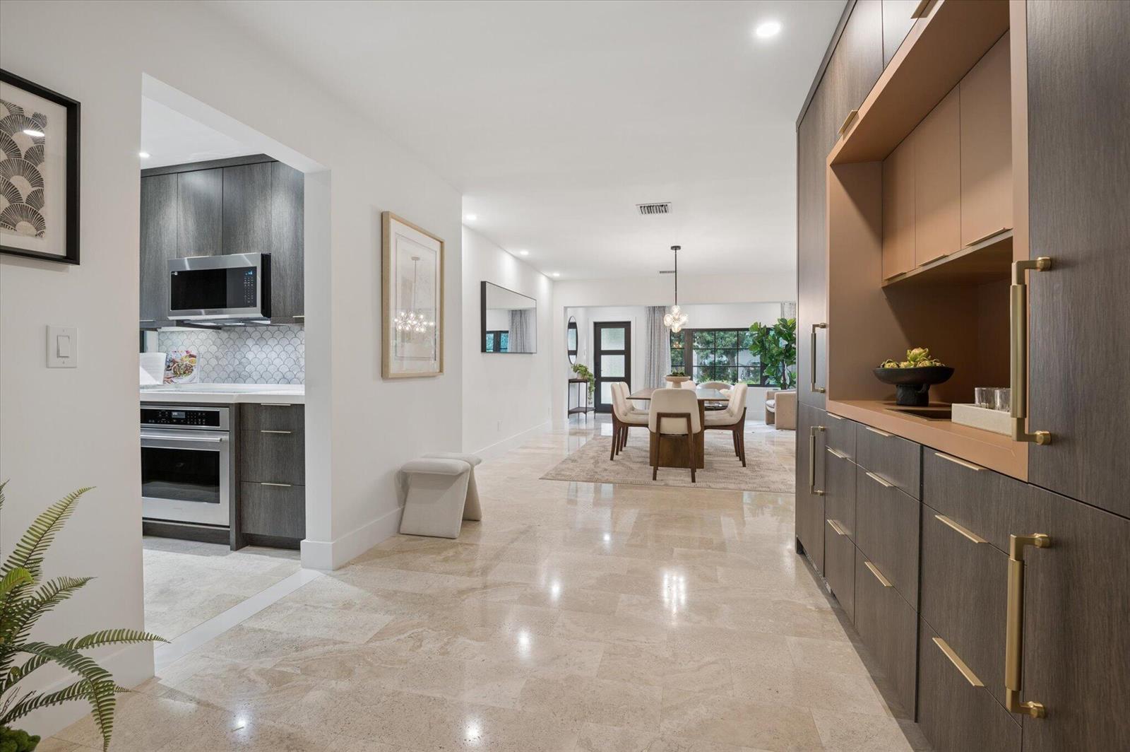 541 NE 8th Avenue, Fort Lauderdale FL 33301 photo 5