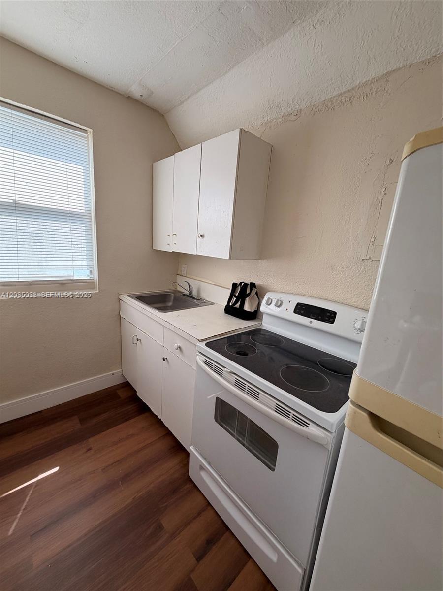 225 NW 17th St # 4, Miami FL 33136 photo 5