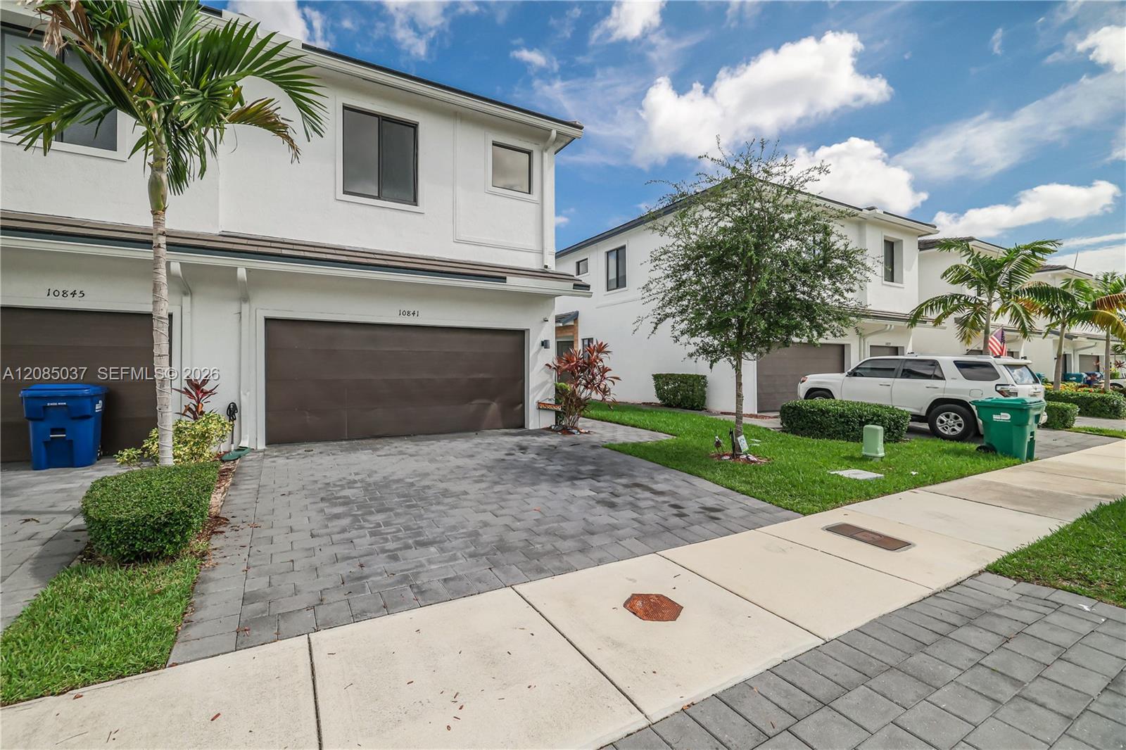 10841 SW 233rd St, Homestead FL 33032 photo 2