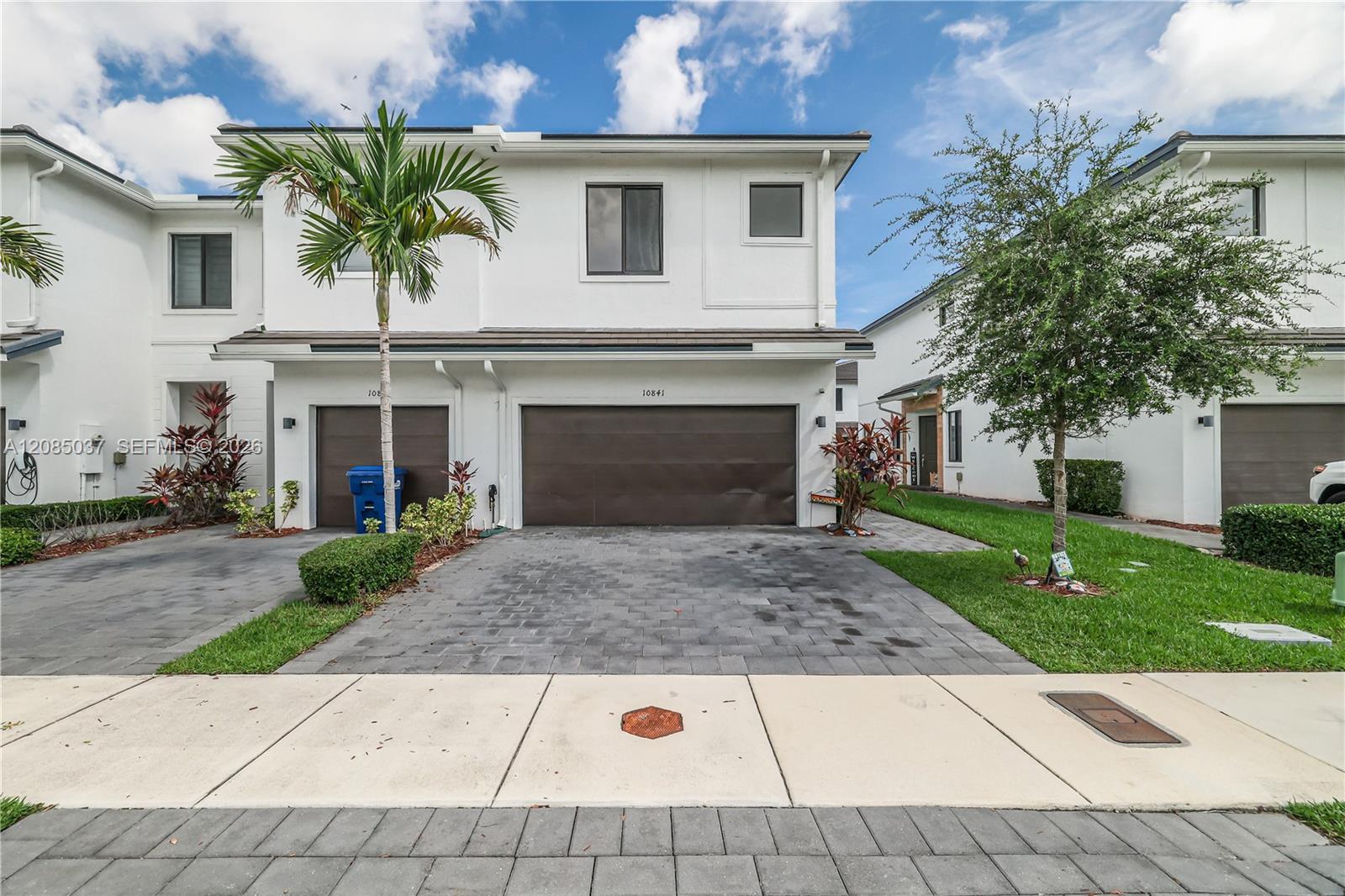 10841 SW 233rd St, Homestead FL 33032